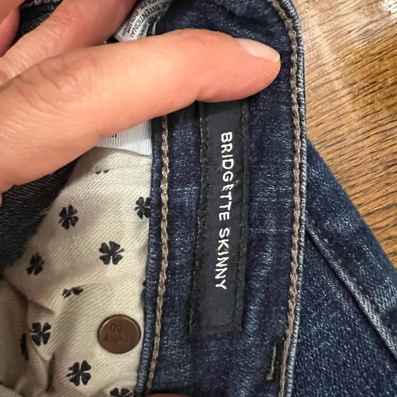 Lucky Brand Bridgette skinny jeans size 6 frayed bottoms - Picture 4 of 11